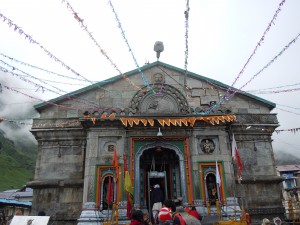 The most beautiful and mighty Kedarnath Jyotirlinga temple 